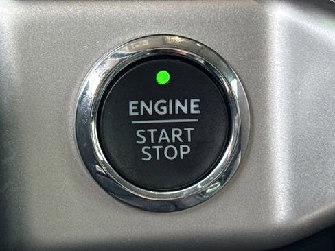 Used 2024 Ford Expedition XLT RWD image 47