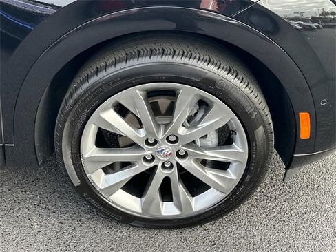 Used 2023 Buick Envision Avenir image 5