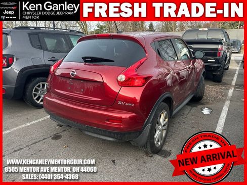 Used 2011 Nissan Juke SV image 10