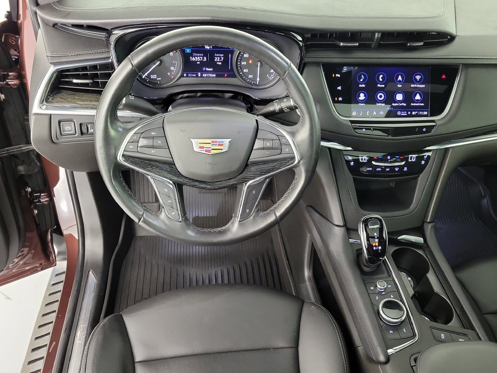 Used 2022 Cadillac XT5 Premium Luxury w/ Technology Package FWD image 17