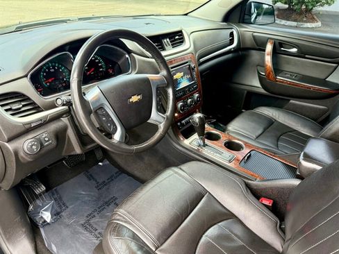 Used 2014 Chevrolet Traverse LTZ AWD/4WD image 10