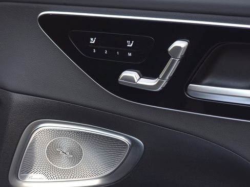 Used 2024 Mercedes-Benz C 300 Sedan image 51