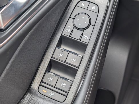 New 2026 Nissan Rogue Platinum AWD/4WD image 21