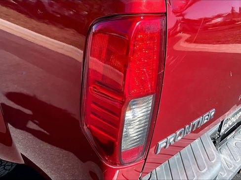 Used 2012 Nissan Frontier SV w/ SV Premium Utility Pkg image 27