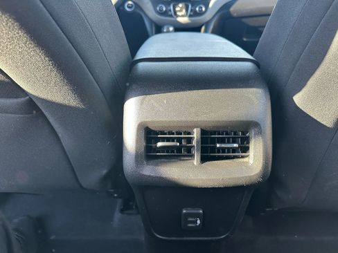 Used 2020 Chevrolet Equinox LS w/ LPO, Roadside Safety Package image 20