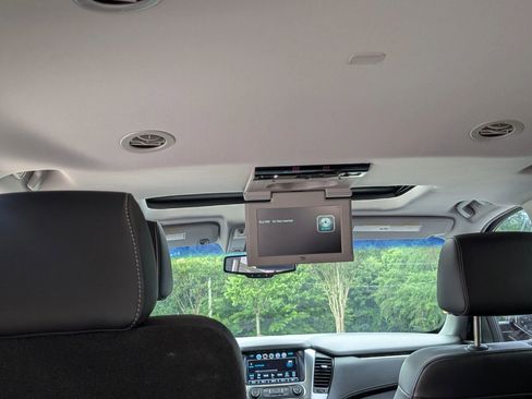 Used 2018 Chevrolet Tahoe Premier RWD image 42