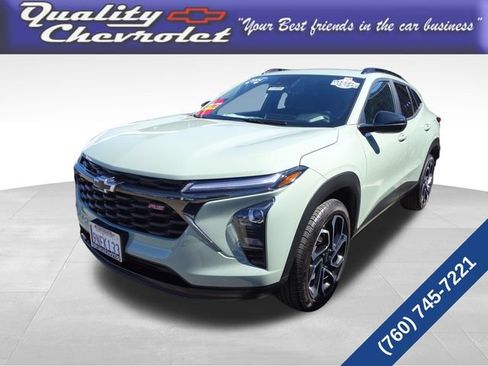 Certified 2024 Chevrolet Trax RS w/ Driver Confidence Package FWD image 1