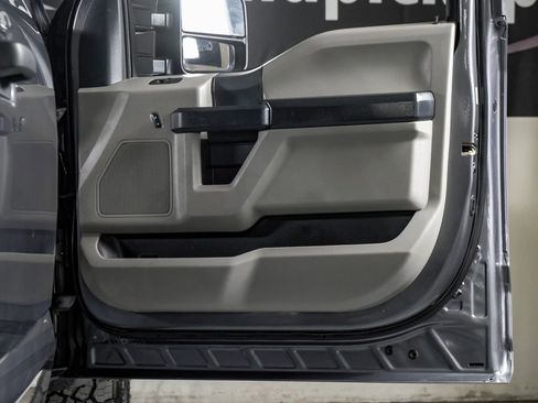 Used 2022 Ford F250 XL w/ STX Appearance Package AWD/4WD image 35