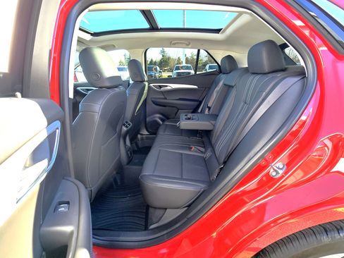 New 2026 Buick Envision Avenir image 13