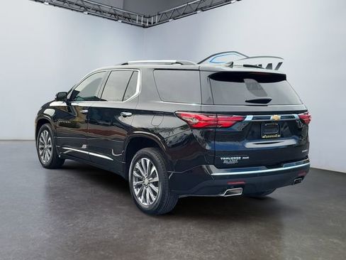Used 2023 Chevrolet Traverse Premier image 5