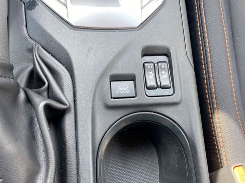 Used 2019 Subaru Crosstrek 2.0i Premium w/ Eyesight System image 17