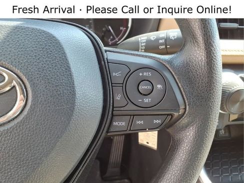 Used 2023 Toyota RAV4 LE image 17