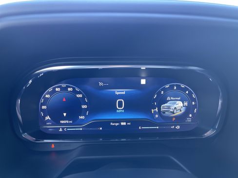 Used 2023 Chevrolet Tahoe Z71 w/ Luxury Package image 21