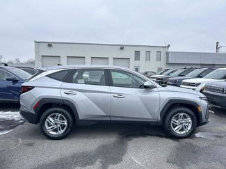 New 2026 Hyundai Tucson SE video 2