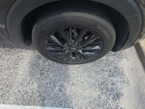 Used 2020 Kia Telluride SX w/ SX Prestige Package AWD/4WD image 4