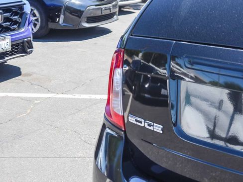 Used 2014 Ford Edge SEL w/ Equipment Group 205A AWD/4WD image 8