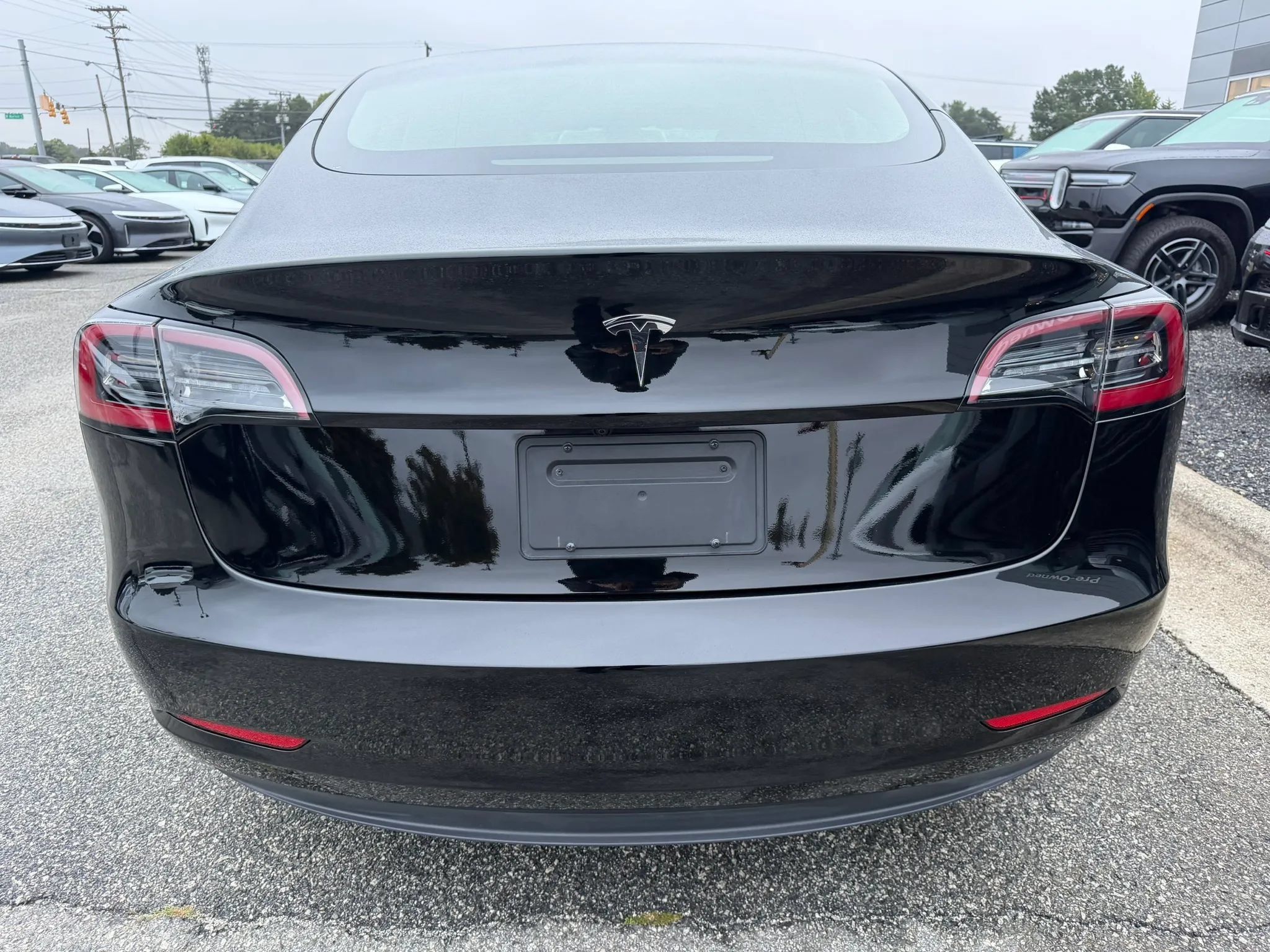 Used 2023 Tesla Model 3 Standard Range RWD image 4