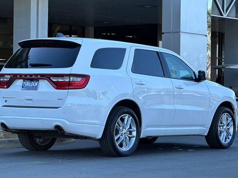 Used 2023 Dodge Durango GT image 4
