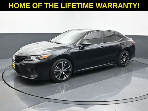 Used 2019 Toyota Camry SE image 10
