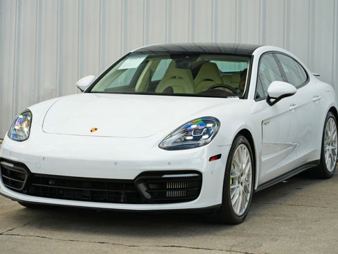 Used 2021 Porsche Panamera 4S image 50