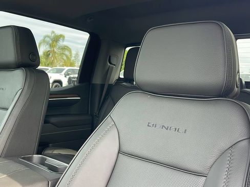 New 2026 GMC Sierra 1500 Denali AWD/4WD image 15