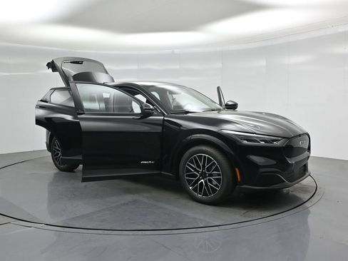 New 2026 Ford Mustang Mach-E Premium w/ Technology Package RWD image 32