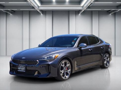 Used 2021 Kia Stinger GT2 RWD image 8
