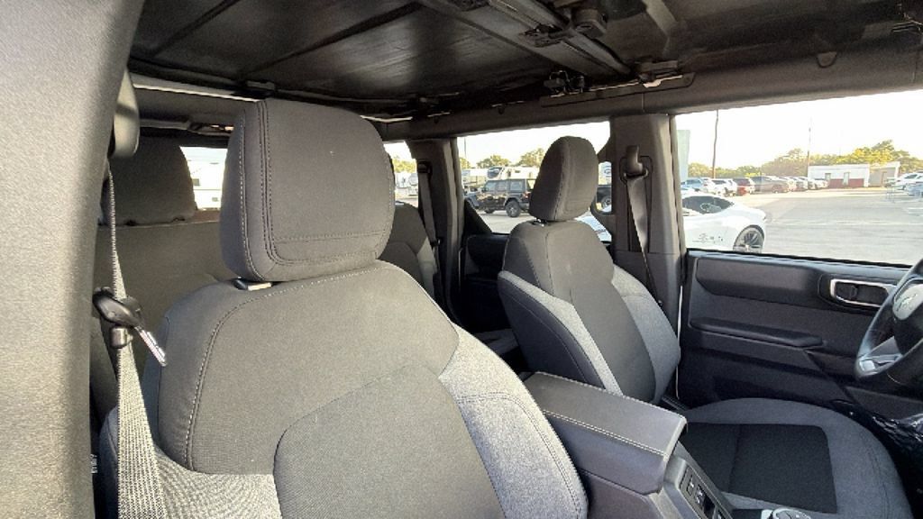 Used 2025 Ford Bronco Big Bend AWD/4WD image 33
