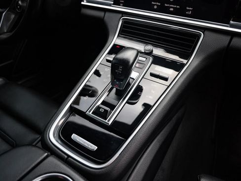 Used 2018 Porsche Panamera 4S AWD/4WD image 19