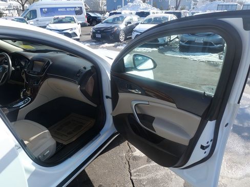 Used 2015 Buick Regal Premium image 20