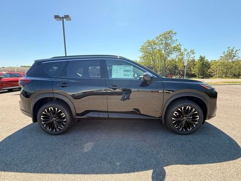 New 2026 Nissan Rogue SV AWD/4WD image 4