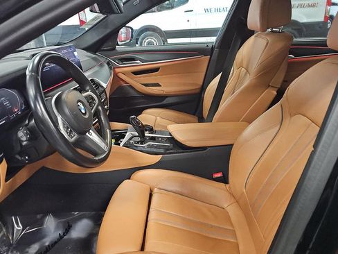 Used 2023 BMW M550i xDrive M550i xDrive w/ Executive Package image 8