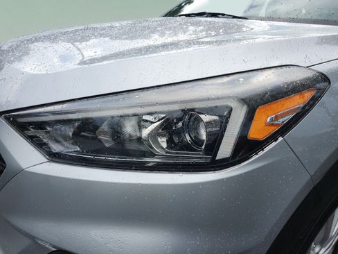 Used 2019 Hyundai Tucson Value AWD/4WD image 32