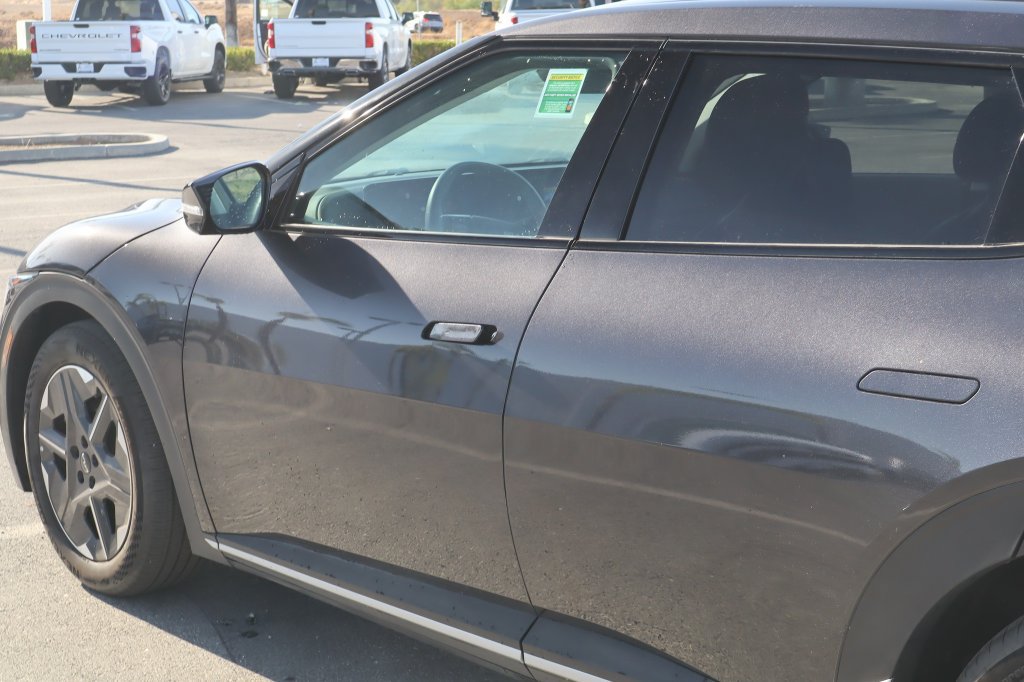 Used 2025 Kia EV6 Light RWD image 17