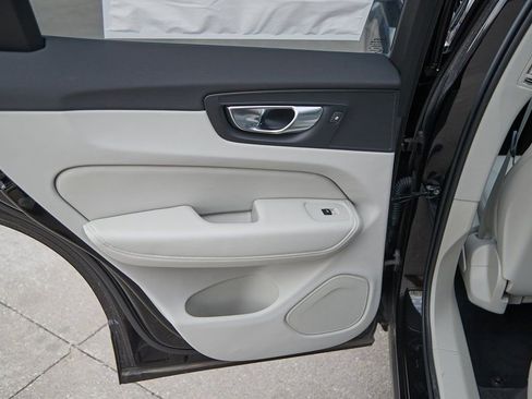 New 2025 Volvo XC60 T8 Plus w/ Protection Package Premier image 18