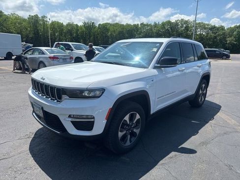 Used 2022 Jeep Grand Cherokee Limited 4xe AWD/4WD image 7