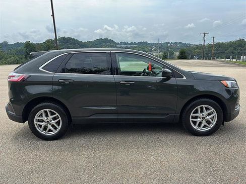 Certified 2024 Ford Edge SEL w/ Convenience Package AWD/4WD image 5