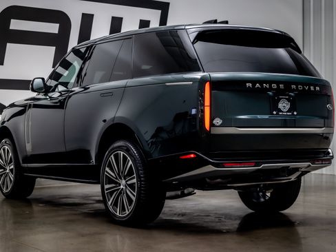 Used 2023 Land Rover Range Rover SE AWD/4WD image 30