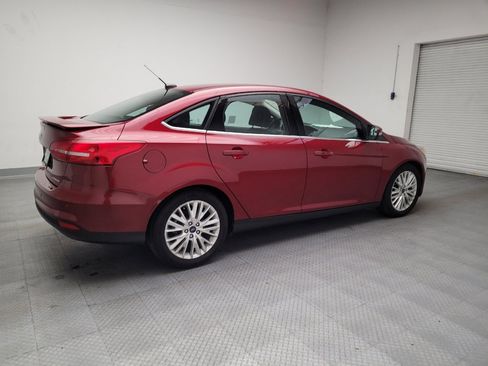 Used 2017 Ford Focus Titanium image 10