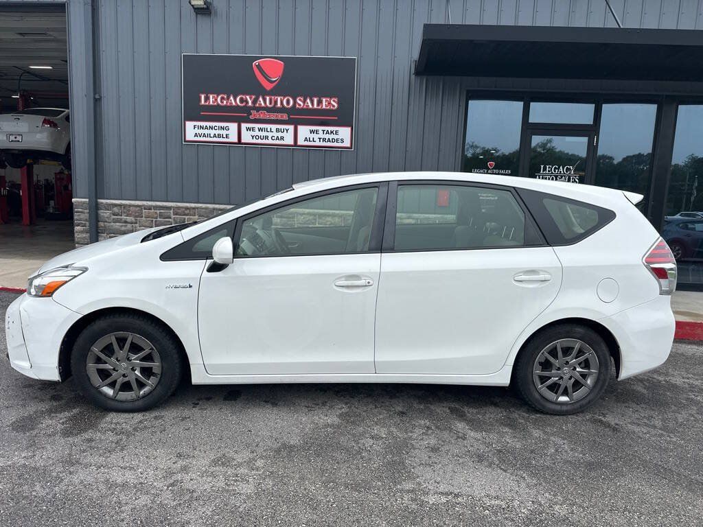 Used 2017 Toyota Prius V Two FWD image 2