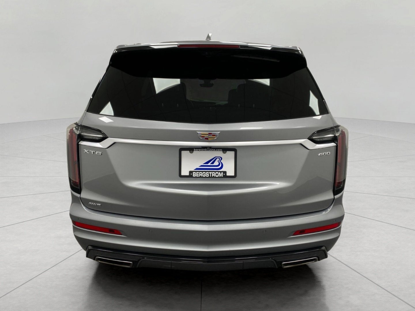 Used 2023 Cadillac XT6 Sport w/ Technology Package AWD/4WD image 5