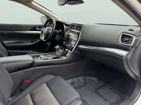 Used 2020 Nissan Maxima 3.5 S w/ Floor Mat Group image 48