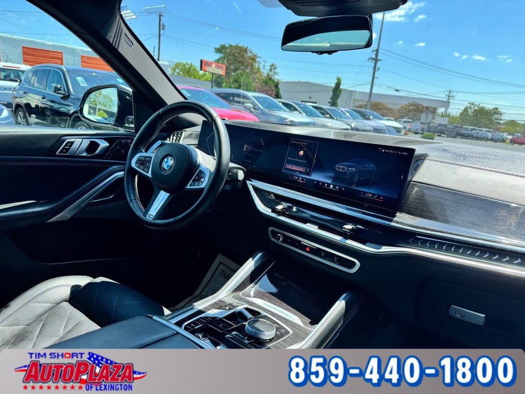 Used 2025 BMW X6 xDrive40i AWD/4WD image 45