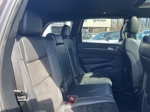 Used 2017 Jeep Grand Cherokee Altitude image 26