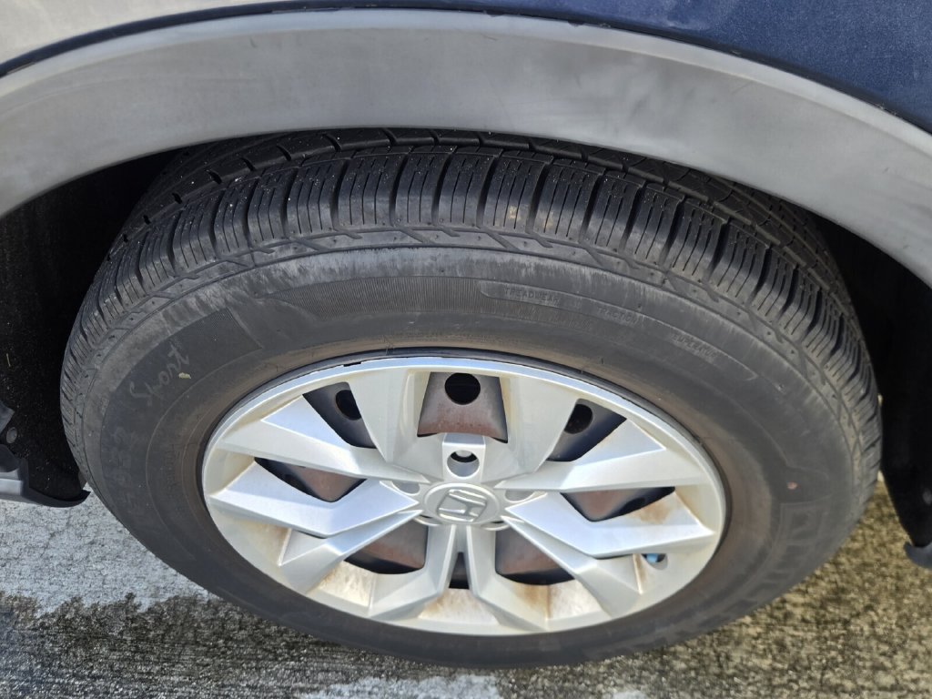 Used 2023 Honda CR-V LX image 6