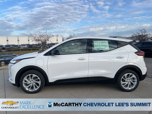 New 2027 Chevrolet Bolt LT image 5