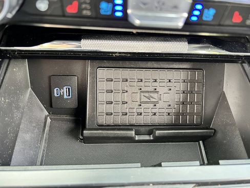 Used 2023 Ford F150 Lariat w/ Equipment Group 502A High AWD/4WD image 28