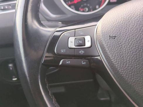 Used 2019 Volkswagen Tiguan SE w/ Panoramic Sunroof Package image 24