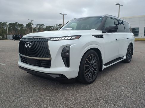 New 2026 INFINITI QX80 Autograph w/ Premium Cargo Package image 9