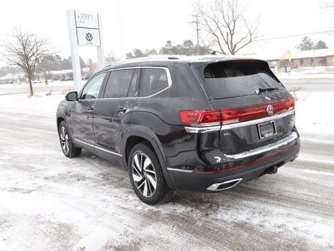 Used 2024 Volkswagen Atlas SEL image 10